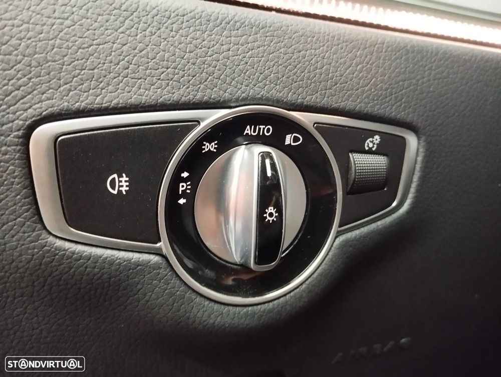 Mercedes-Benz E 300 de AMG Line - 20