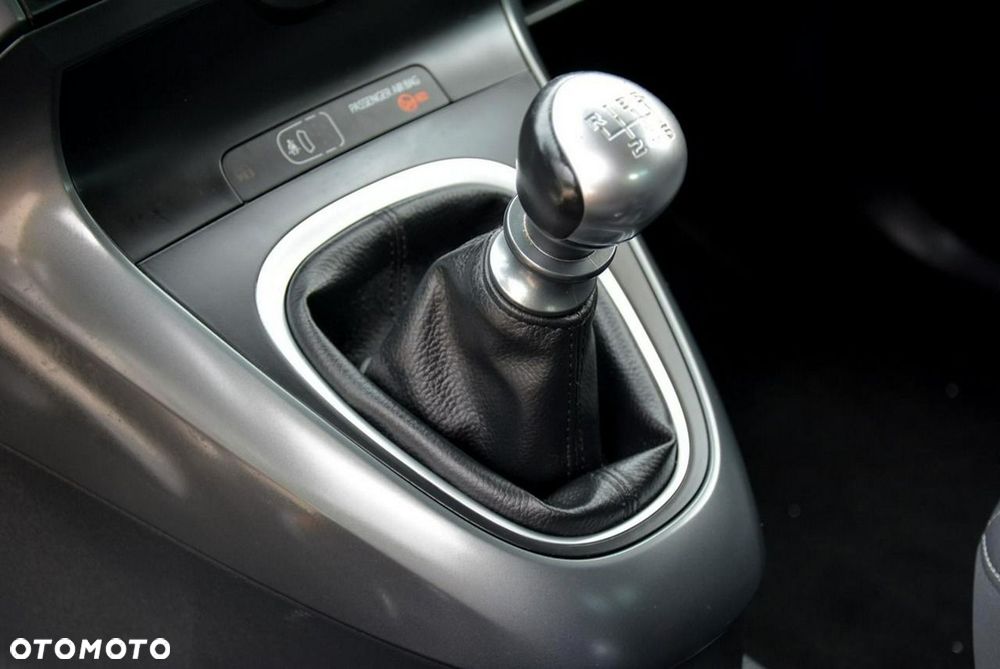 Toyota Verso 1.8 Premium 7os EU6 - 37