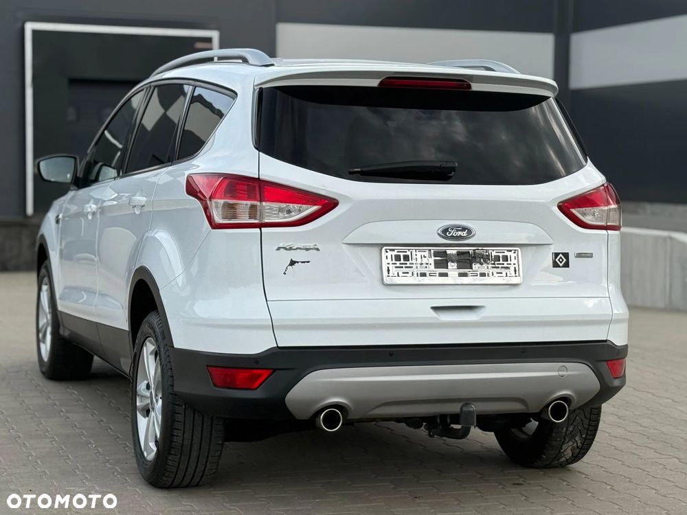 Ford Kuga - 2