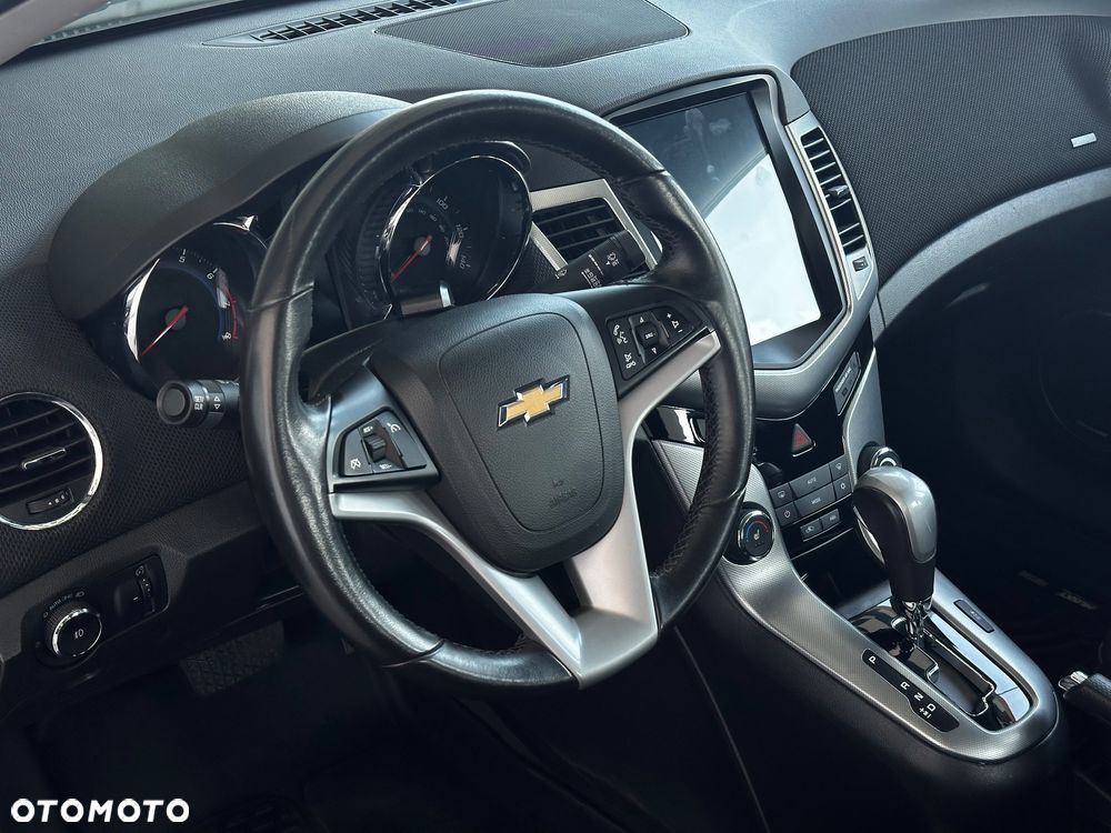 Chevrolet Cruze - 16