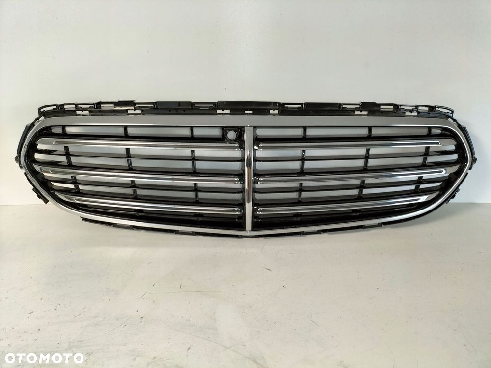 atrapa kratka grill mercedes e klasa w213 lift 20- elegance - 1
