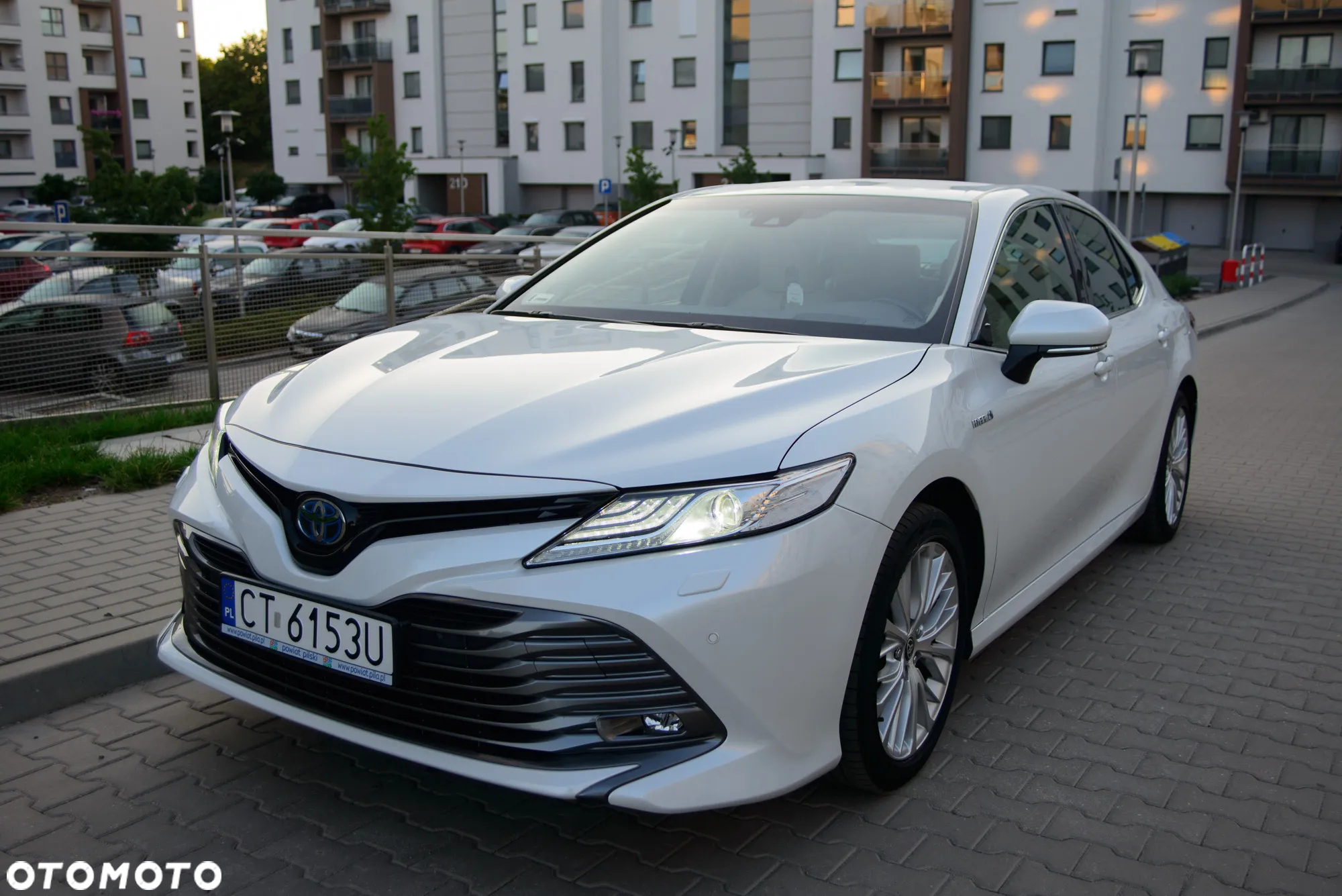 Toyota Camry 2.5 Hybrid Executive CVT - 5