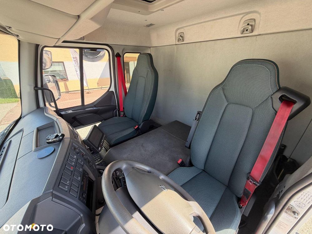 Volvo FL - 10