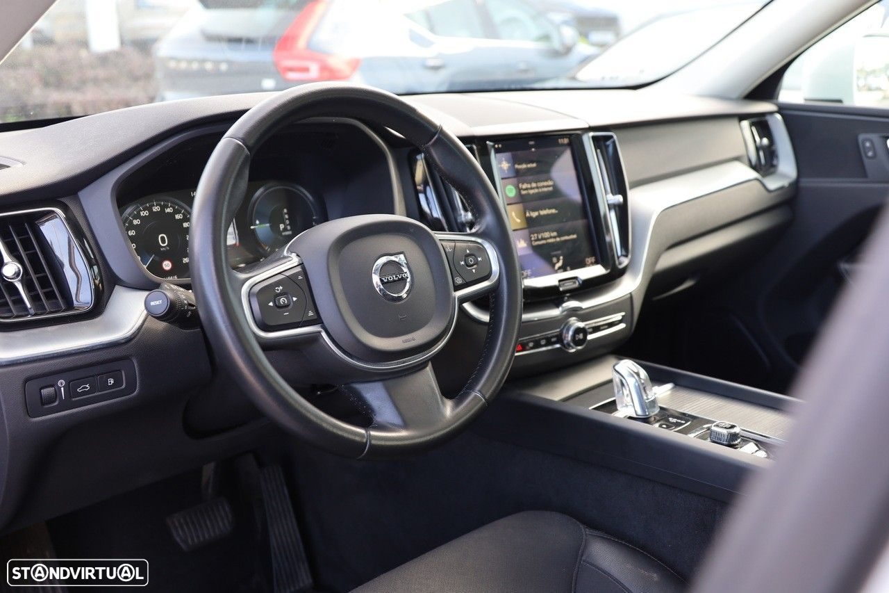 Volvo XC 60 2.0 T8 PHEV Momentum AWD - 11