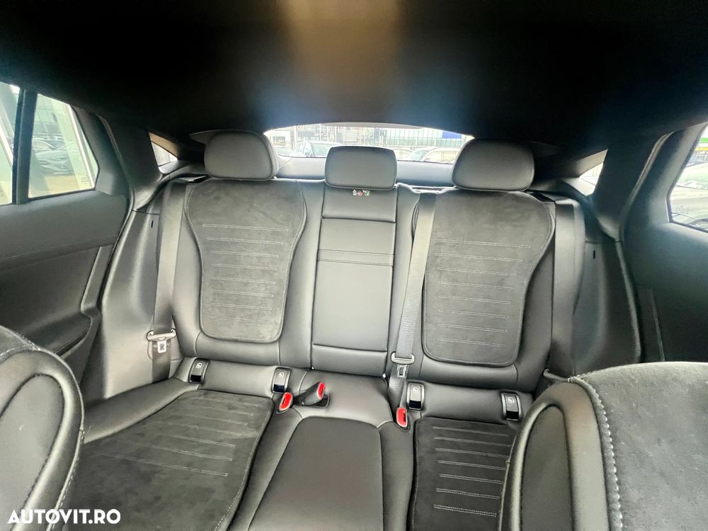 Mercedes-Benz GLC Coupe 200 4Matic 9G-TRONIC Edition AMG Line - 13