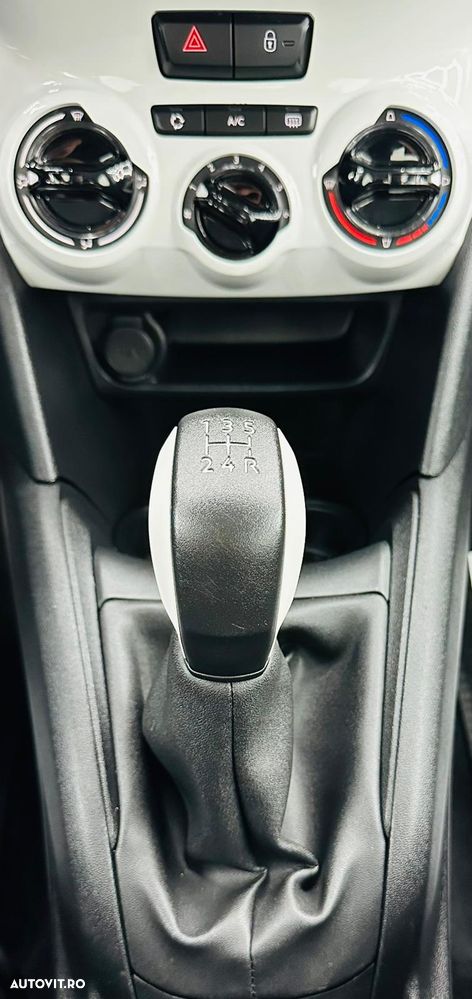 Peugeot 208 PureTech 68 Like - 24