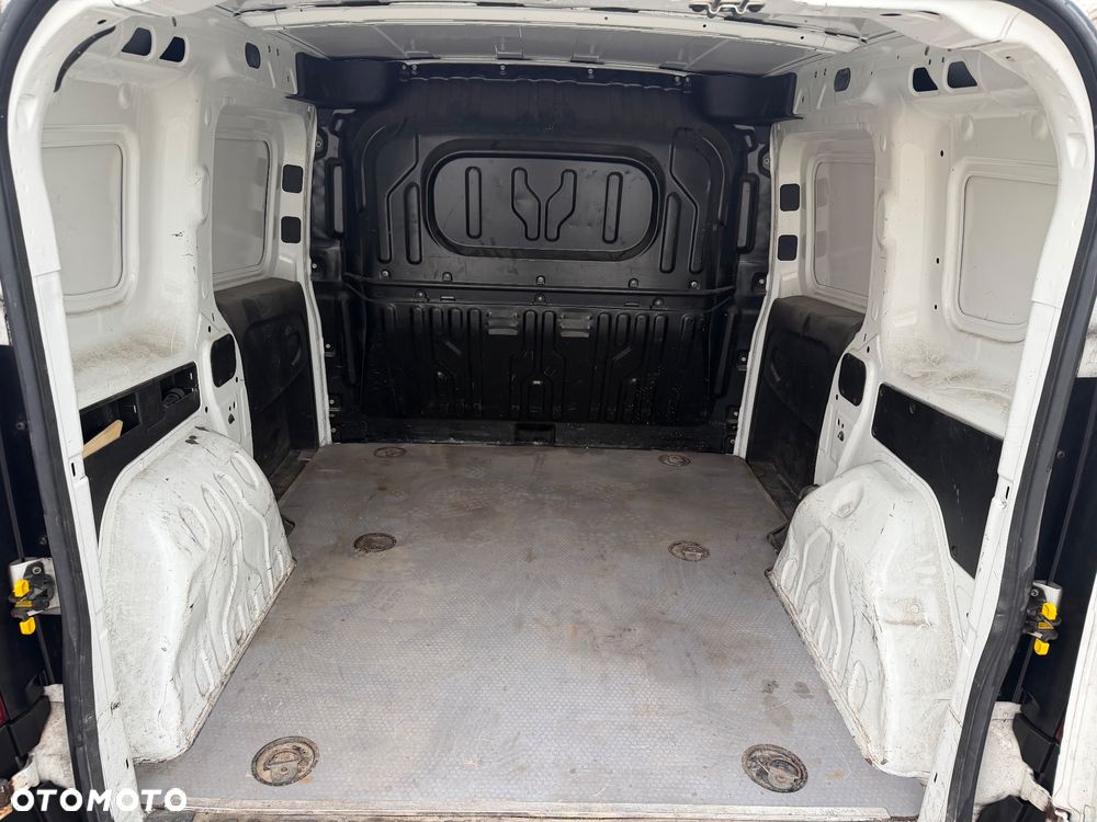 Fiat Doblo - 8