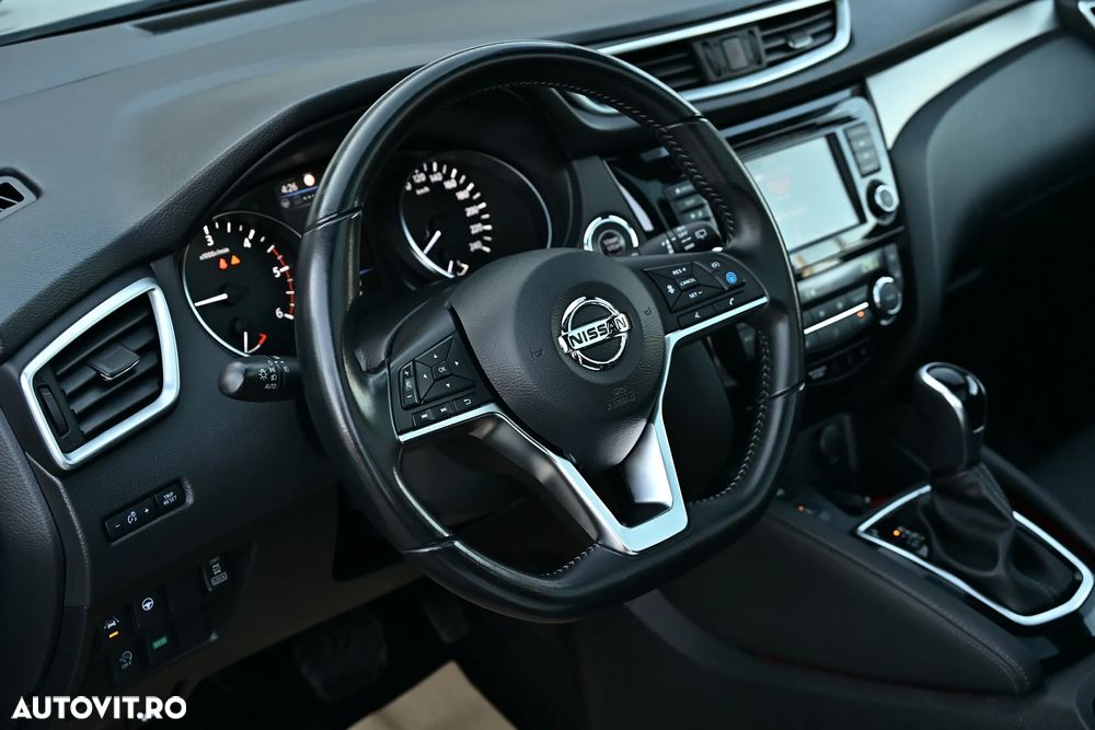 Nissan Qashqai 1.7 dCi Xtronic ALL-MODE 4x4i TEKNA+ - 20