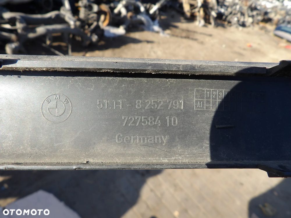 BMW - E46 - LISTWA ZDERZAKA - LEWY PRZÓD - 8252791 - 2