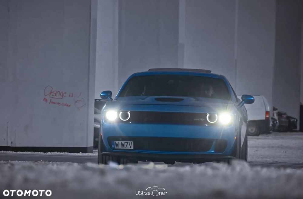 Dodge Challenger 6.2 Hellcat - 25