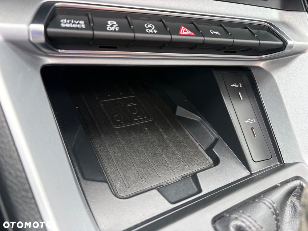 Audi Q3 Sportback 40 TFSI quattro S tronic S line - 33