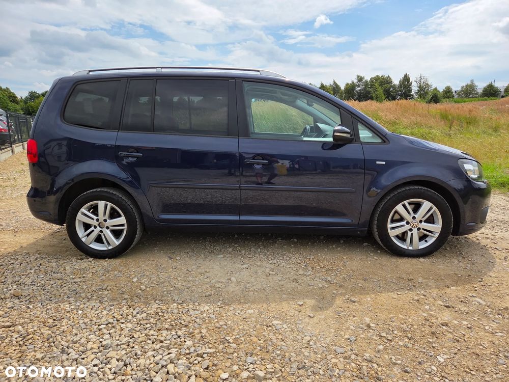 Volkswagen Touran 2.0 TDI DPF DSG MATCH - 4