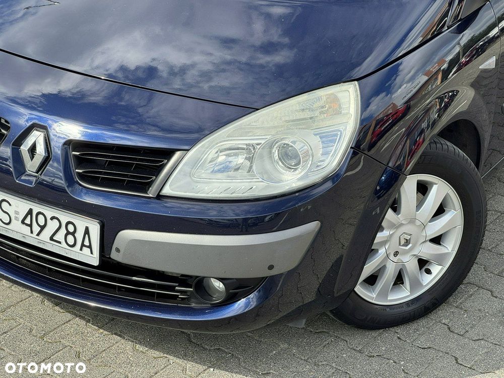 Renault Scenic - 12
