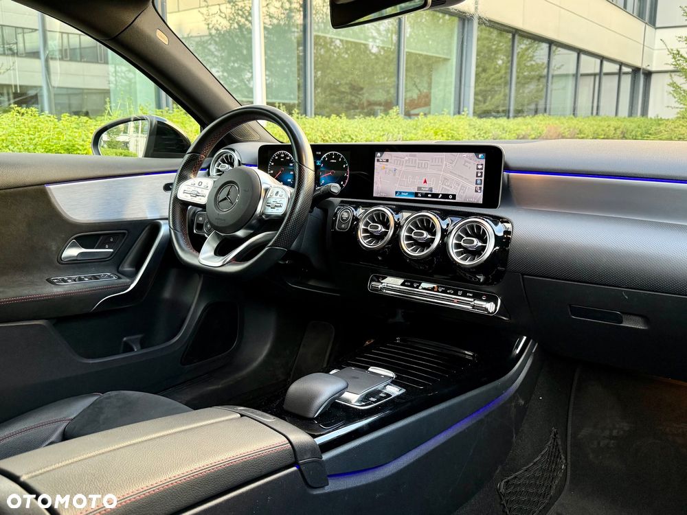 Mercedes-Benz Klasa A 220 4-Matic AMG Line 7G-DCT - 7
