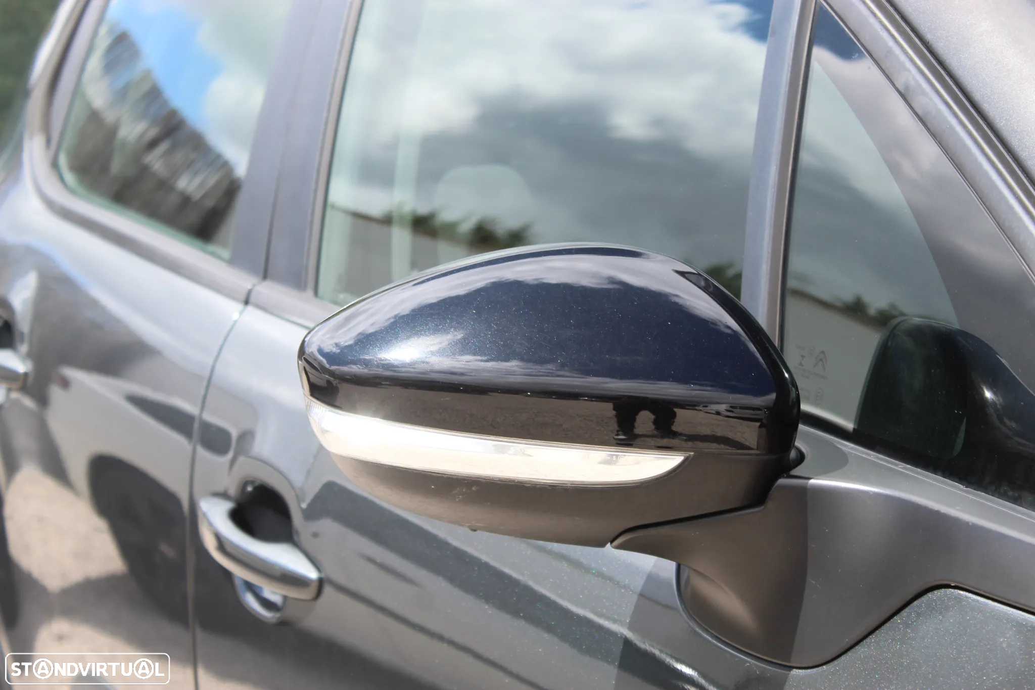 Citroën C3 1.6 BlueHDi Exclusive - 17