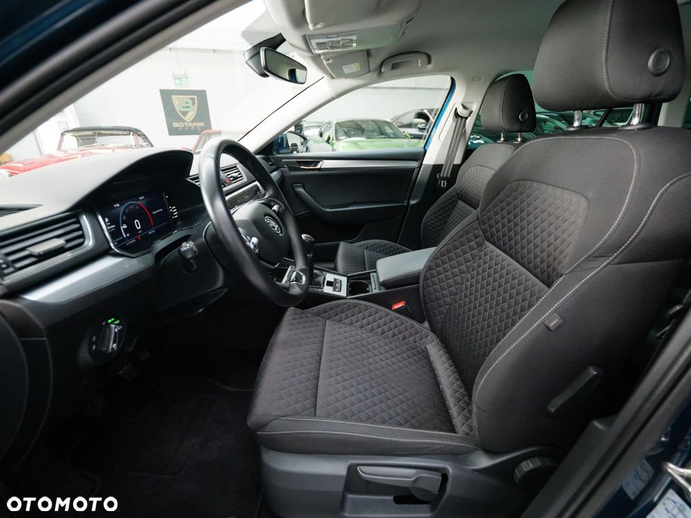 Skoda Superb 2.0 TDI SCR Ambition - 18