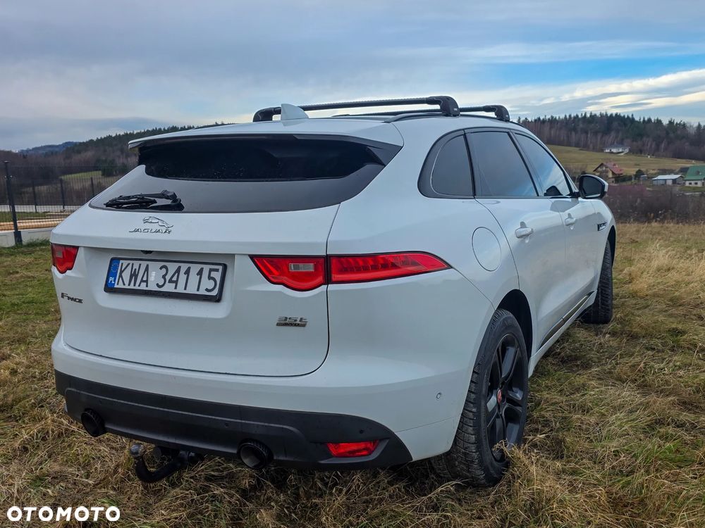 Jaguar F-Pace 35t AWD R-Sport - 8