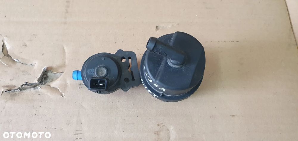 Zaworek elektrozawór ciśnienia paliwa Mercedes E-Klasa W211 3.0 V6 A2114700116 - 1