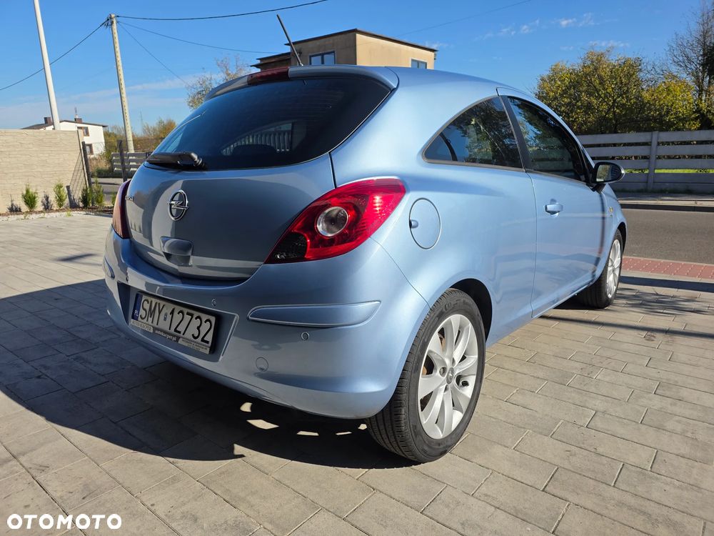 Opel Corsa 1.4 16V Active - 3