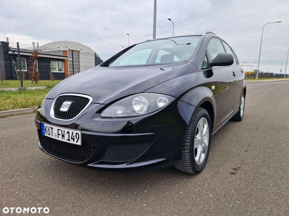 Seat Altea XL 1.6 Reference Comfort - 1