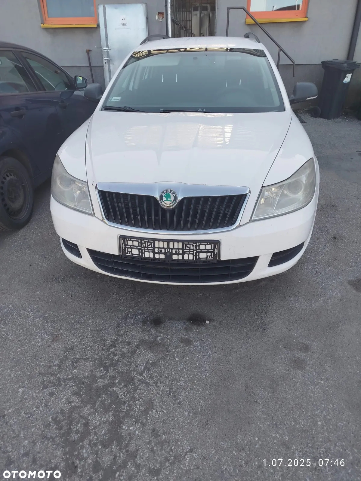 Škoda OCTAVIA PREMIA - 2