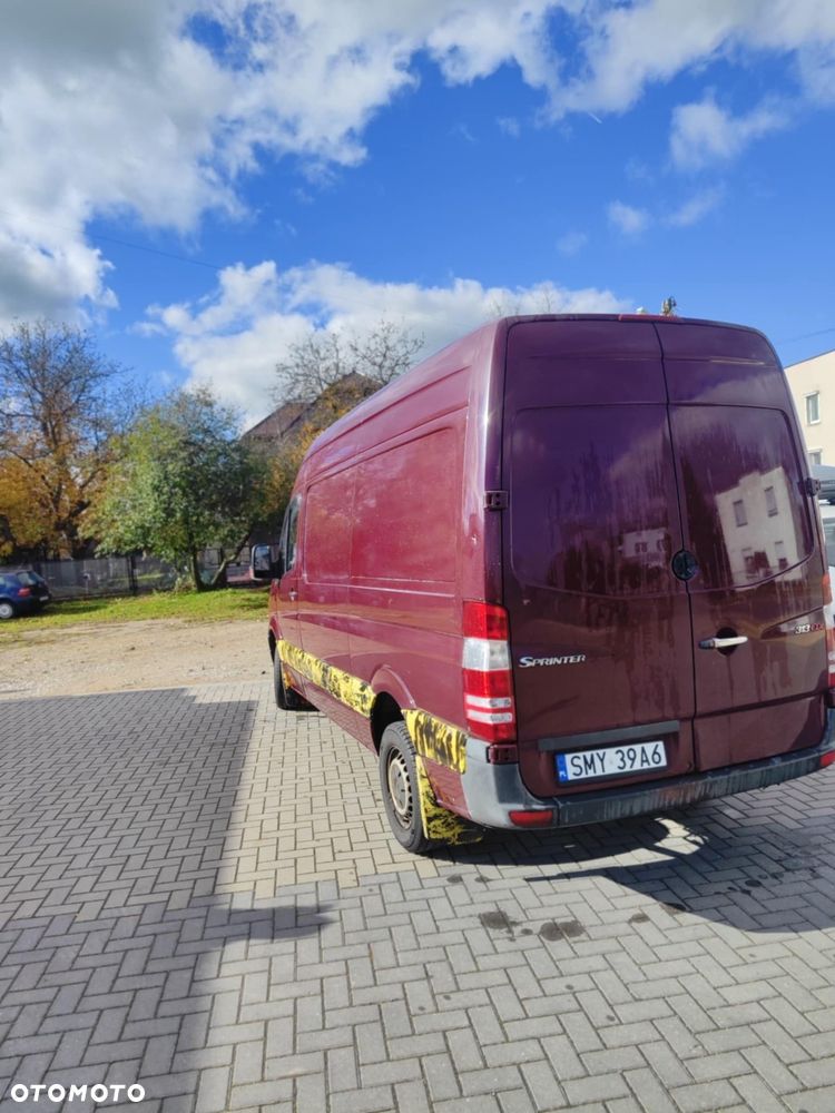Mercedes-Benz Sprinter - 3