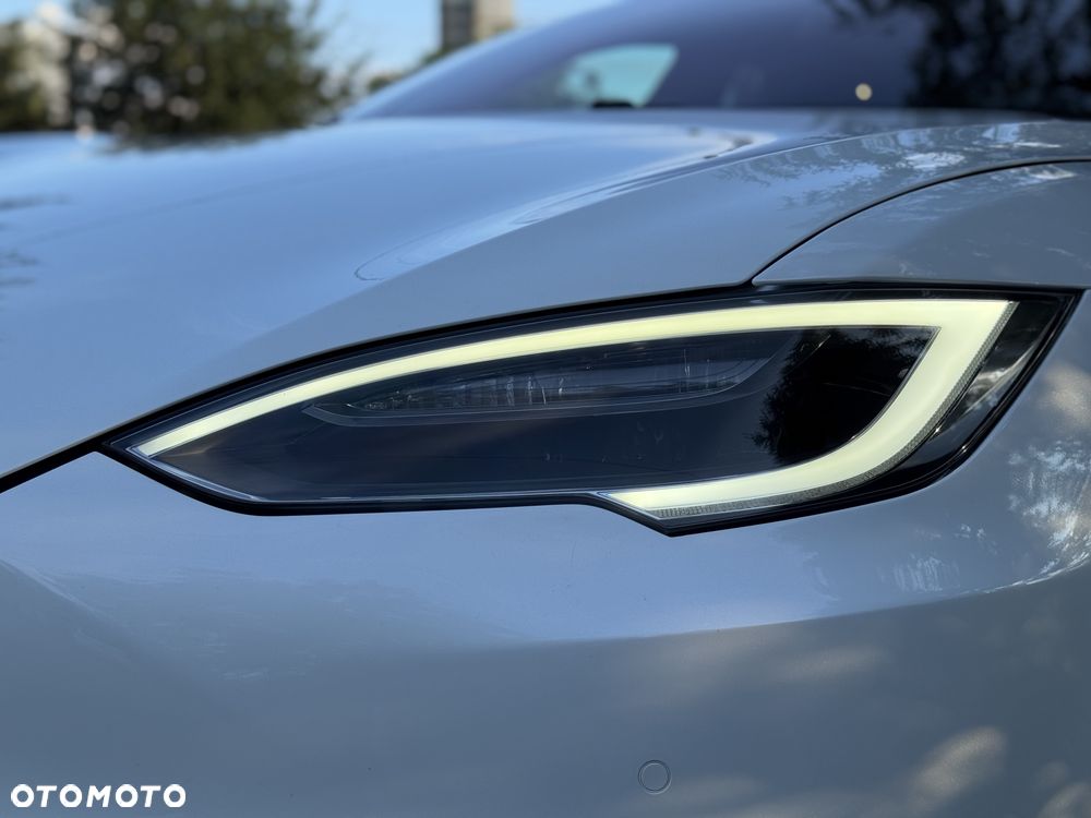 Tesla Model S Long Range Plus - 11