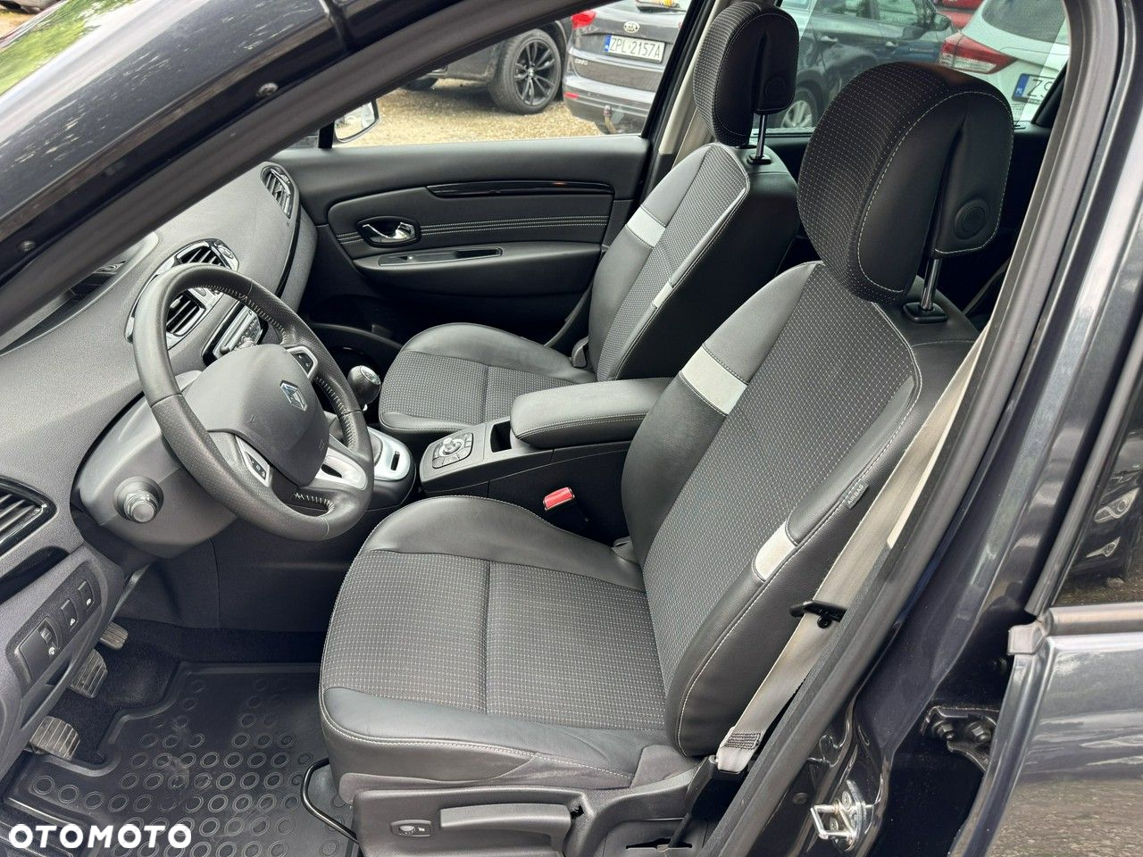 Renault Scenic - 24