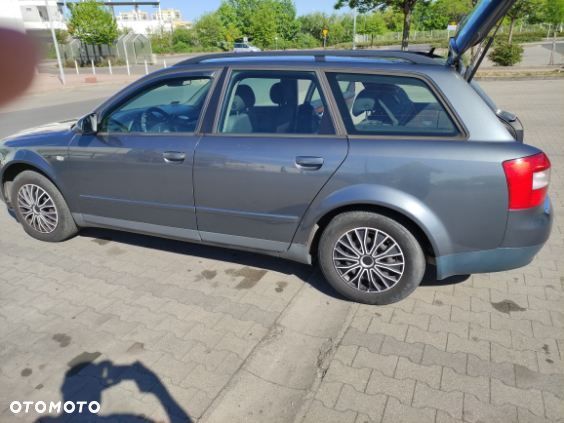 Audi A4 Avant 1.9 TDI - 4