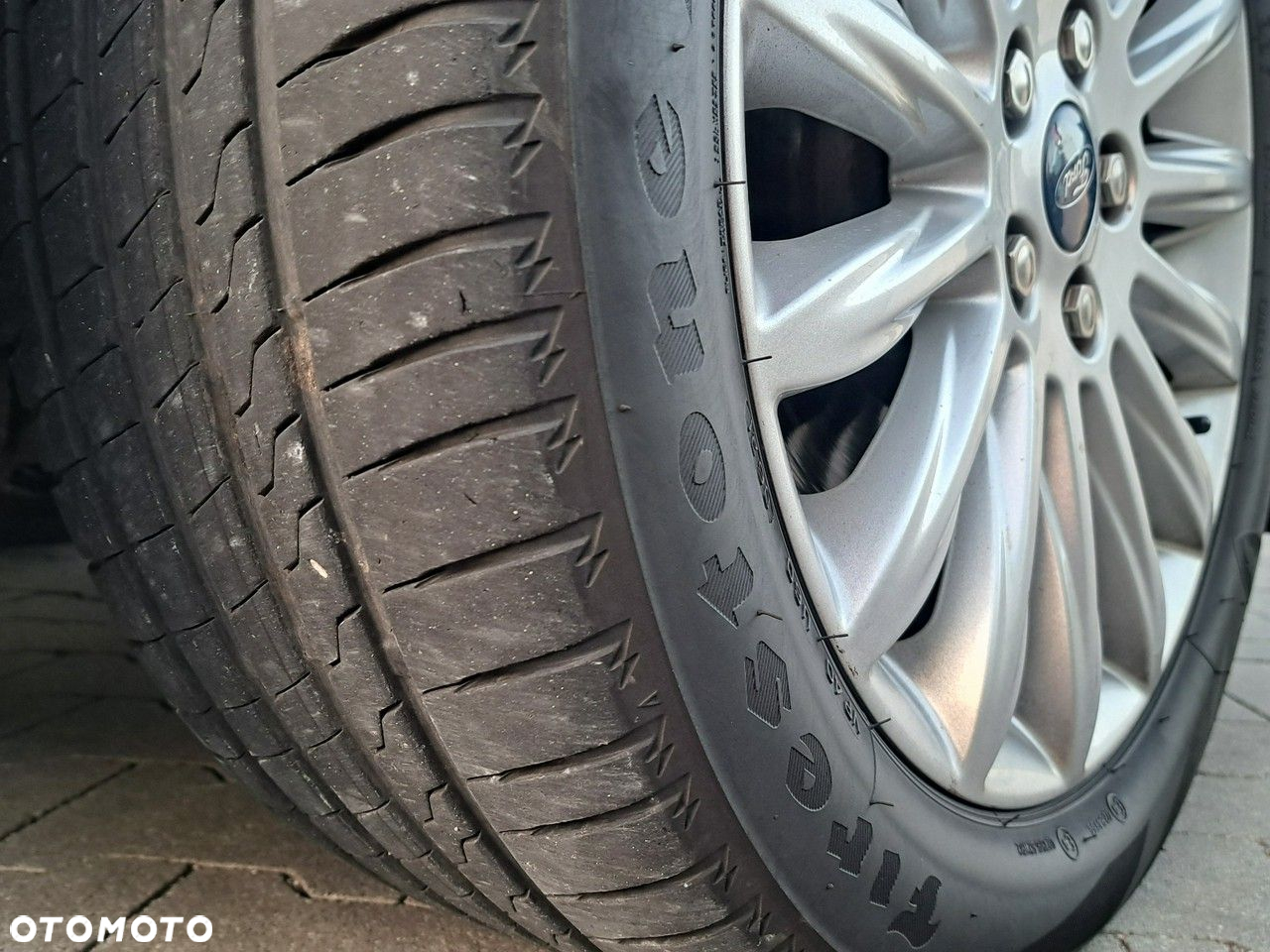 Ford S-Max - 19