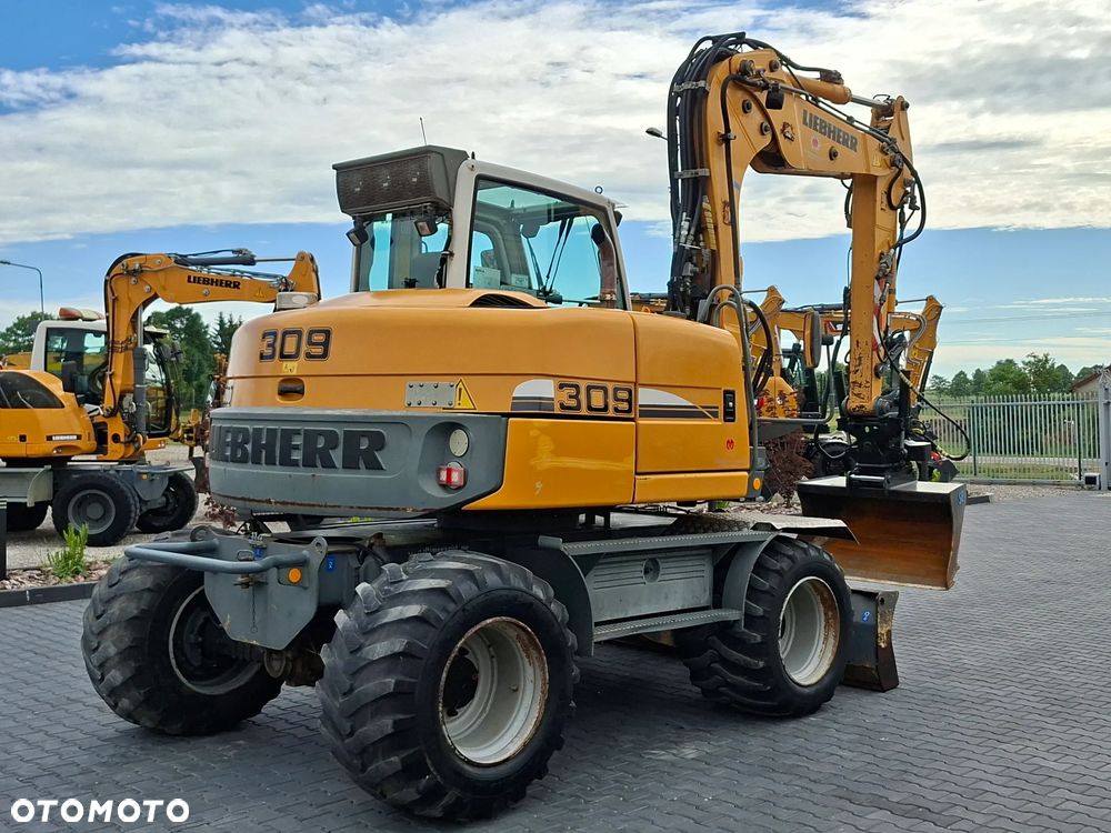 Liebherr A309 ROTOTILT - 7