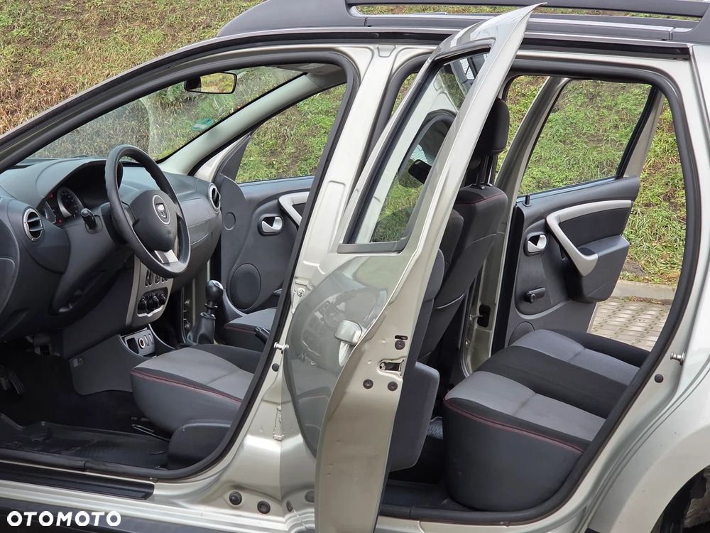 Dacia Duster dCi 110 FAP 4x2 Prestige - 26