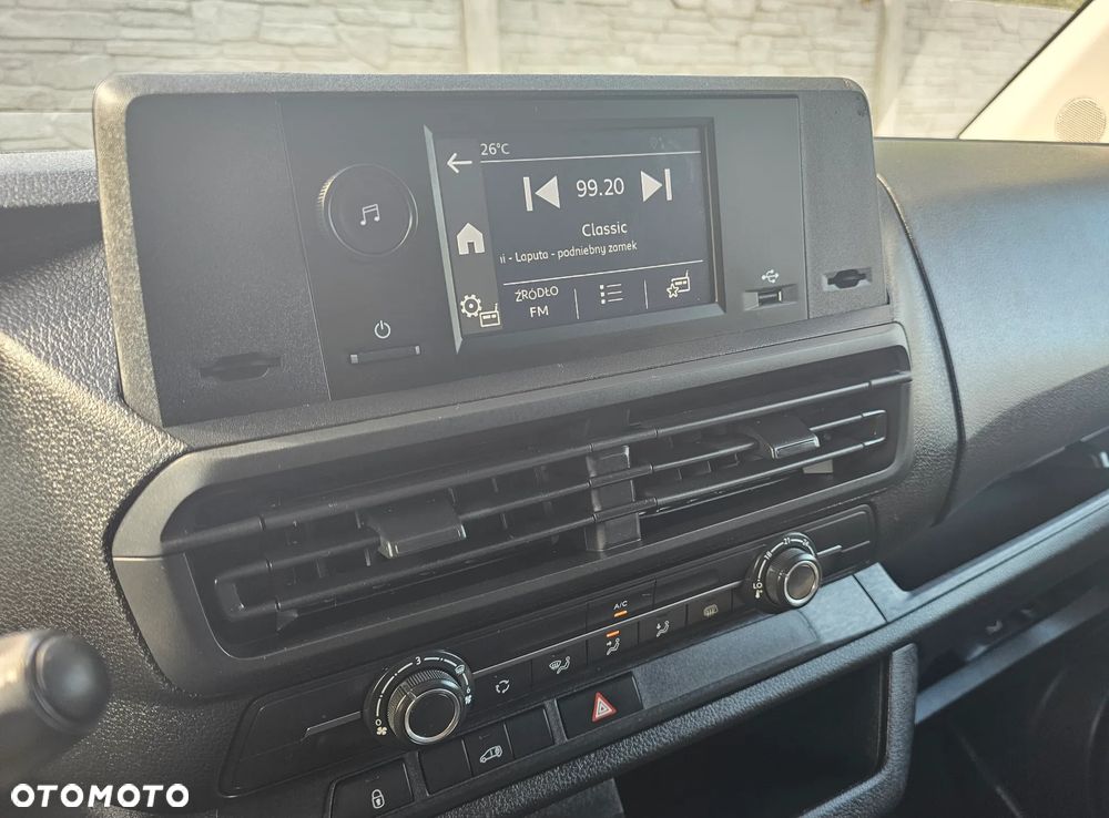 Opel Vivaro - 10