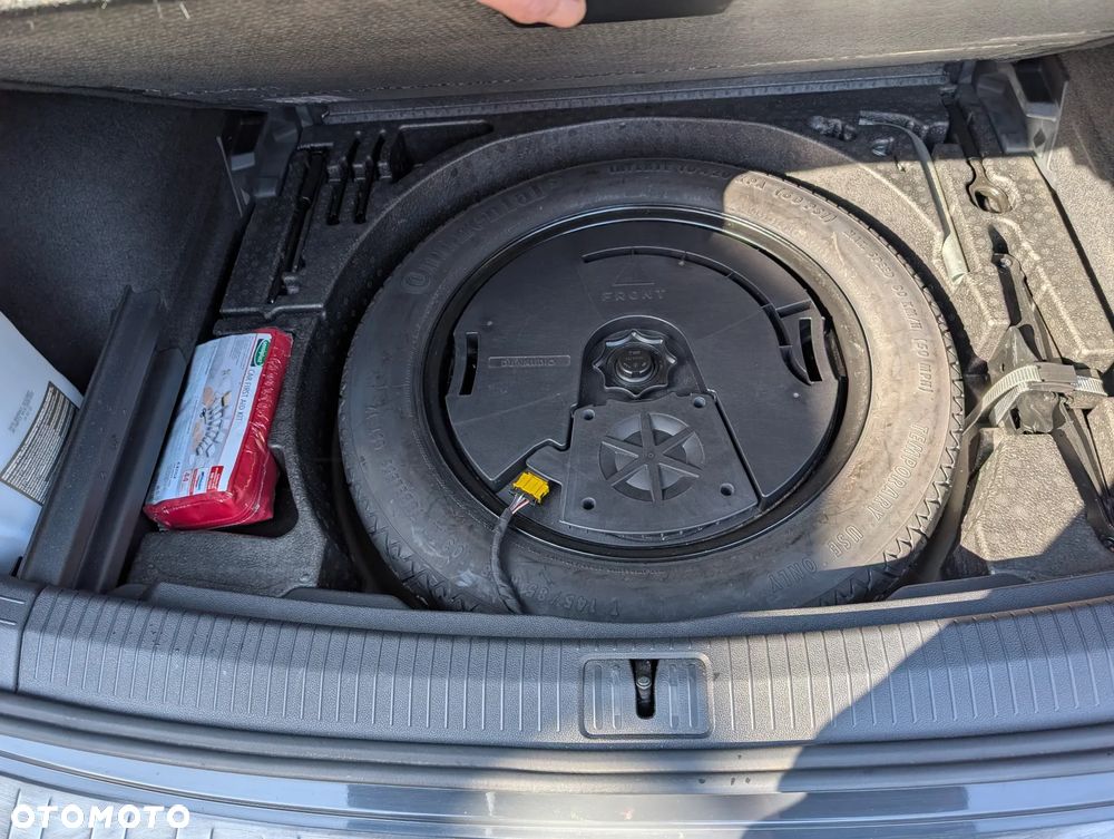 Volkswagen Tiguan - 12