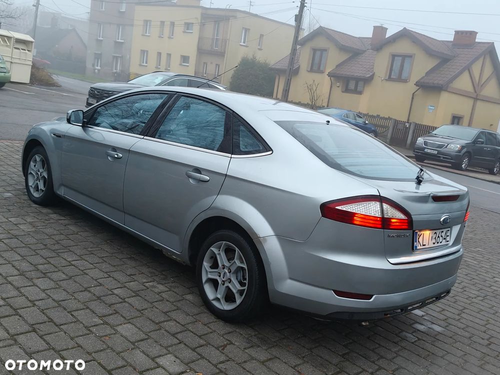 Ford Mondeo 2.0 TDCi S - 16
