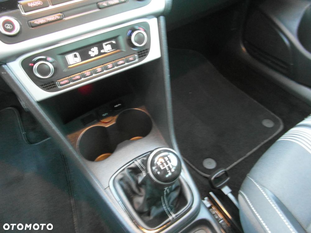 Volkswagen Polo 1.2 Team - 25
