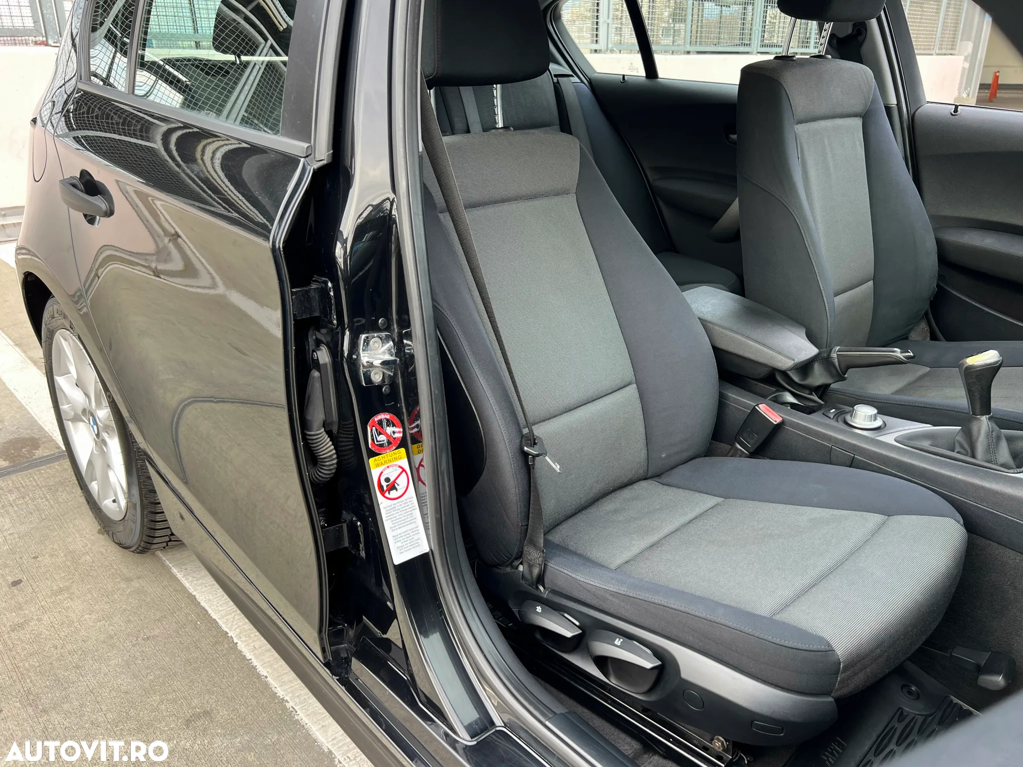BMW Seria 1 118i - 8