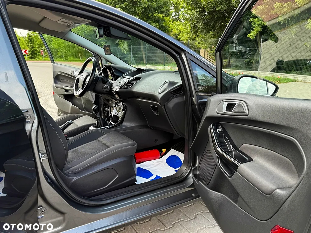 Ford Fiesta 1.5 TDCi Titanium - 20