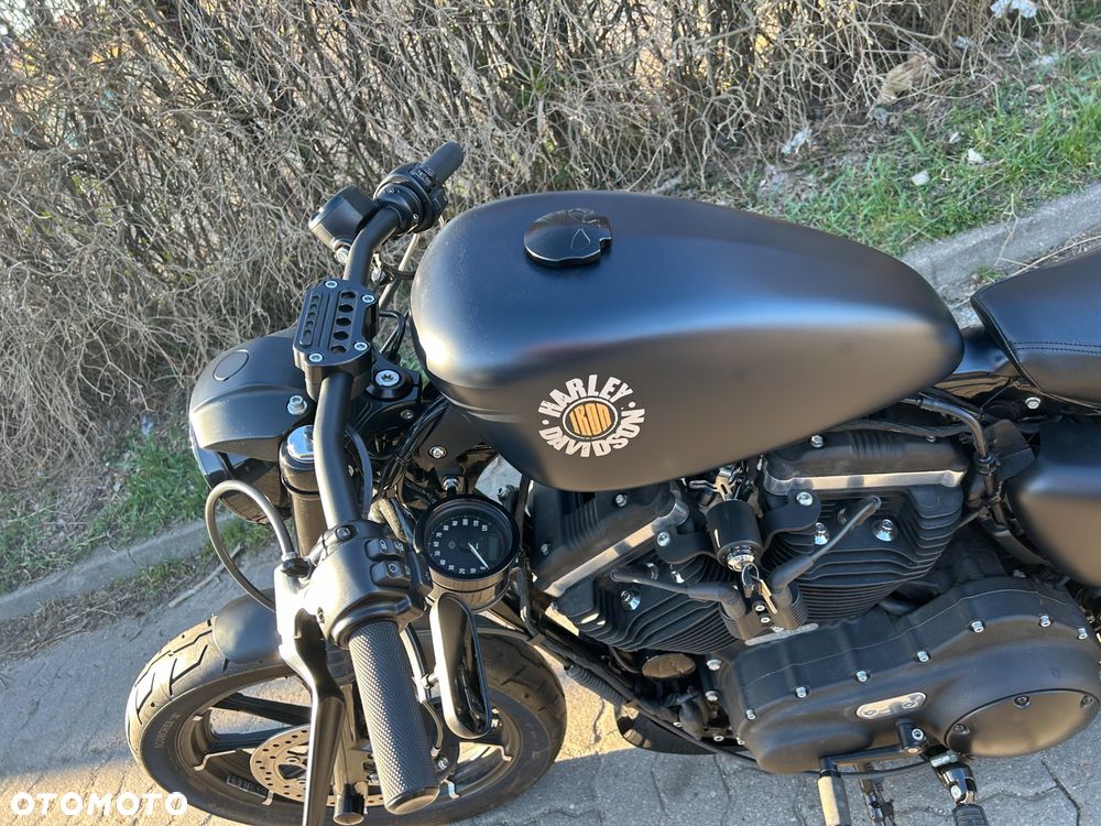 Harley-Davidson Sportster Iron 883 - 6