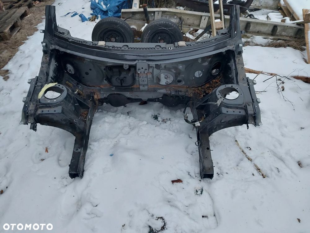 MINI Countryman F60 ćwiartka próg słupek lewy przod