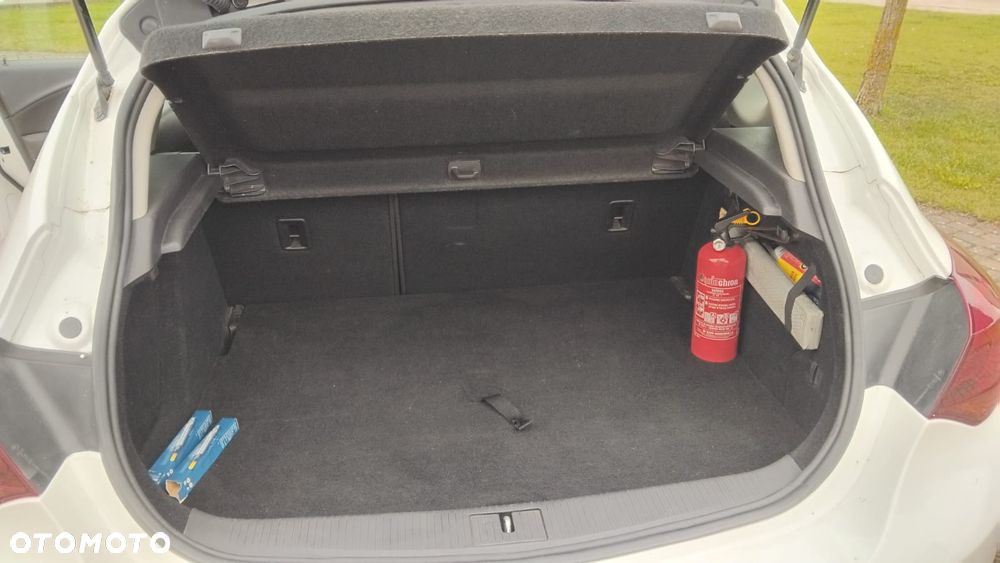Opel Astra 1.6 CDTI Enjoy - 11