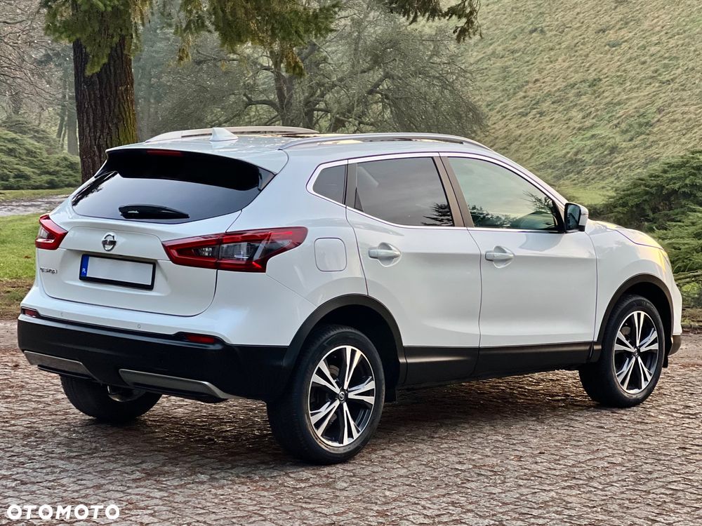 Nissan Qashqai 1.3 DIG-T N-CONNECTA - 18