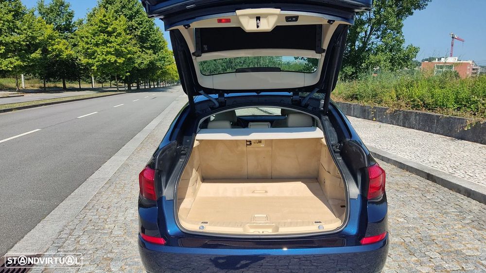 BMW 520 Gran Turismo d Line Luxury - 12
