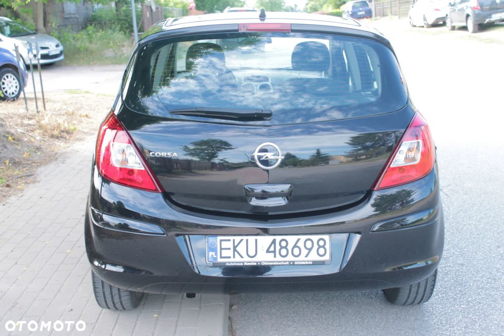 Opel Corsa 1.2 16V Edition 150 - 5