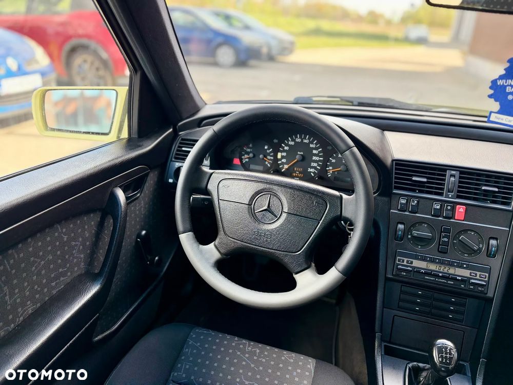 Mercedes-Benz Klasa C 180 Esprit - 10