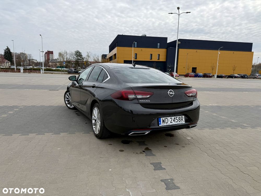 Opel Insignia 2.0 T Business Elegance S&S - 10