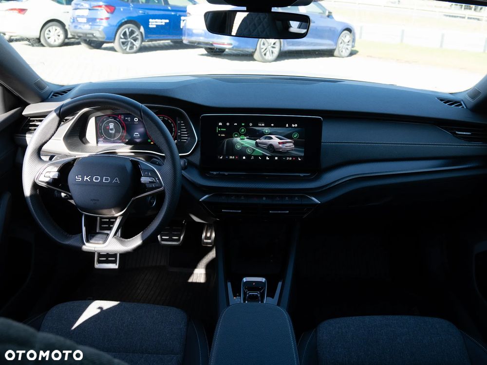 Skoda Octavia 2.0 TDI Sportline DSG - 23