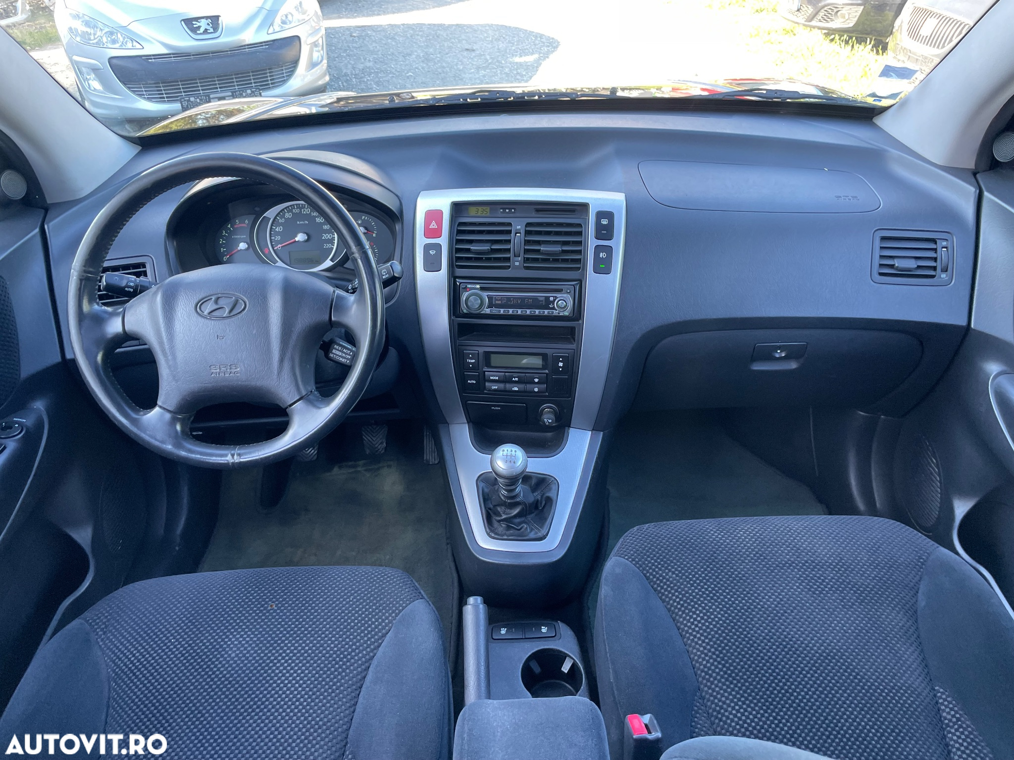 Hyundai Tucson 2.0 CRDI VGT GLS 4WD MT PREMIUM - 9