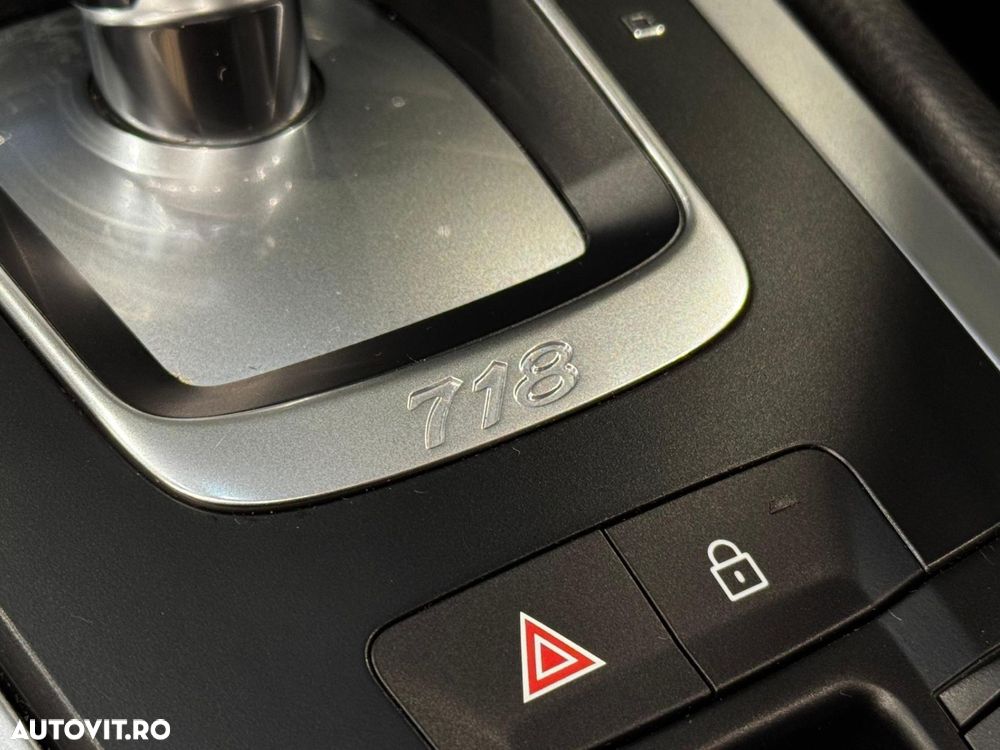 Porsche Boxster 718 PDK - 30