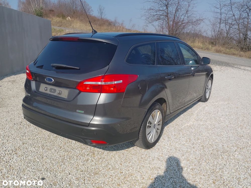 Ford Focus SW 1.0 EcoBoost S&S TITANIUM STYLE - 23